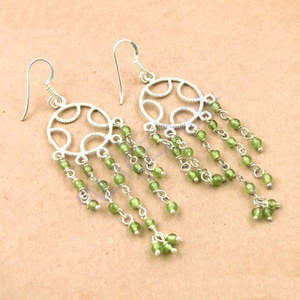 Boucles d'oreilles pendantes en argent 925 de style vintage avec pierre précieuse en quartz vert, design tendance de fleur tombante, bijoux en péridot - Product Image 2