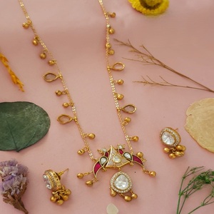 Conjunto de Collar y Aretes de Diseño de Alta Calidad con Baño de Oro y Piedras, Colección para Bodas y Fiestas para Mujer - Product Image 4