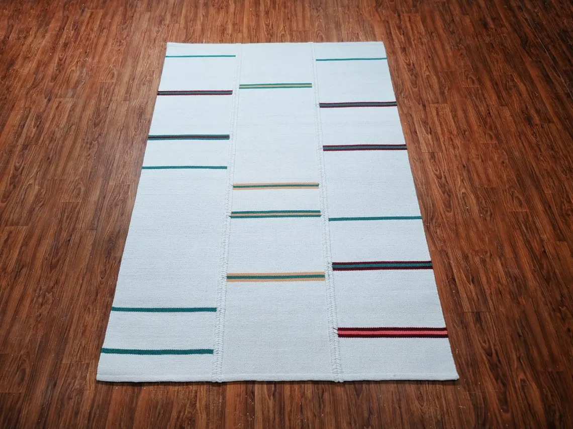 Identique à l'image