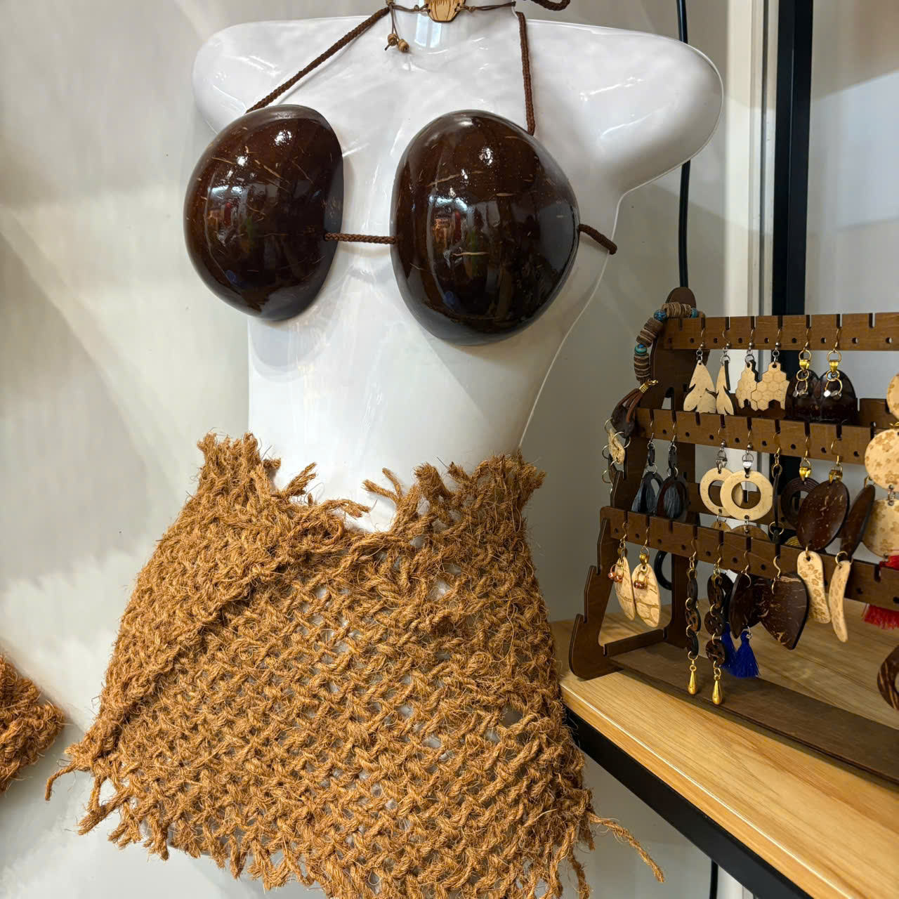 natural color of coconut shell