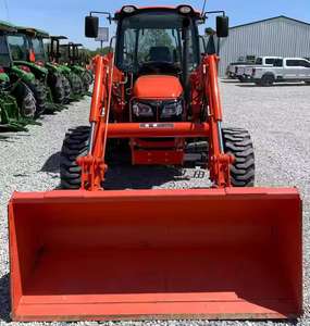 Bastante usado 2017 Kubota M7060 con cargador y cubo de conexión rápida - Product Image 2