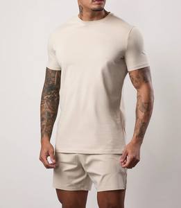 Venta al por mayor de camisetas y conjuntos cortos Cuello redondo Manga corta Slim Fit Deportes y arruinar la ropa de verano Personaliza tu propio diseño - Product Image 2