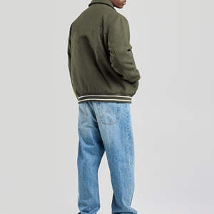 Chaqueta Universitaria de Lana con Logotipo Personalizado para Hombre, Chaqueta Universitaria de Diseño Vintage de Alta Calidad para Hombre - Product Image 4