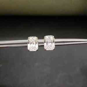 Boucles d'oreilles élégantes en argent sterling 925 plaqué or avec diamant taille radiant, certifiées IGI, tendance, pour fiançailles, anniversaire, soirée - Product Image 5