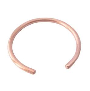 Brazalete Moderno de Latón con Diseño Grabado, Talla Única, Sin Plomo, Tono Dorado, Joyería de Moda - Product Image 6