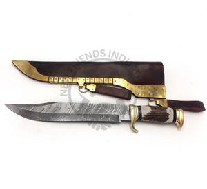 Couteau de chasse professionnel en acier Damas de 18 pouces, couteau Bowie artisanal de collection avec manche en bois de cerf et étui en cuir et laiton - Product Image 4