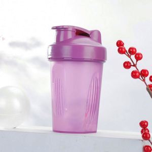 Bouteille de shaker à protéines en plastique réutilisable 500 ml sans BPA avec couvercle à charnière anti-fuite pour la salle de sport, le sport et les voyages - Product Image 6