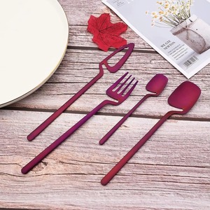 Ensemble de couverts rose poudré avec des poignées de style géométrique pour la salle à manger moderne, les hôtels, les restaurants et les fêtes en provenance d'Inde - Product Image 6