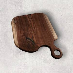 Tabla de cortar de madera con acabado elegante, tabla de quesos de acero inoxidable con cuchillo, donde el estilo atemporal se encuentra con la utilidad práctica de la cocina - Product Image 6