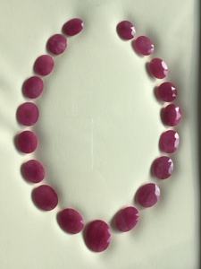 254.39กะรัตทับทิมโมแซมเบคหินเจียระไนเหลี่ยมเพชรพลอยเทียมสำหรับทำเครื่องประดับอัญมณีธรรมชาติ - Product Image 3