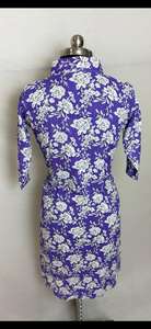 เสื้อคลุมผ้าฝ้ายมีกระดุมพิมพ์ลายดอกไม้สีม่วงปกและแขน3/4 - Product Image 4