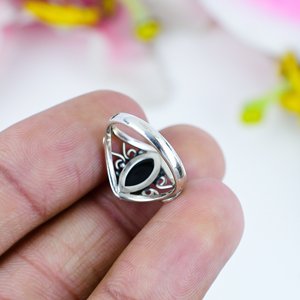 Fantastique Vintage Argent Plaqué 925 Bague En Argent Sterling À La Mode Marquise Coupe avec Onyx Gemstone À La Main Lunette Réglage Bijoux - Product Image 4