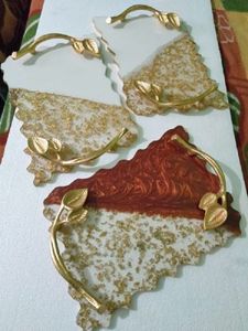 Bandeja de Servicio Art Deco Hecha a Mano con Resina Real y Asas Doradas, Tamaño y Forma Personalizables, Color Personalizable - Product Image 6