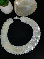 Collier en nacre personnalisé à bas prix pour un cadeau, collier minimaliste en nacre