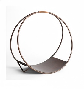 Porta Leños Minimalista de Metal, Soporte para Leños con Acabado Antiguo de Cobre, Accesorios para Chimenea, Estante para Leños para Uso en el Hogar y Jardín - Product Image 1