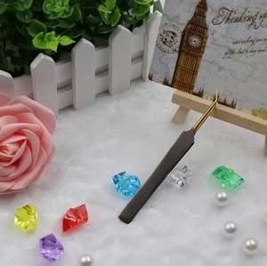 Pinces à épiler pour extensions de cils en acier inoxydable avec revêtement coloré, pointe semi-courbée pour une prise facile des cils et une utilisation facile du maquillage - Product Image 3