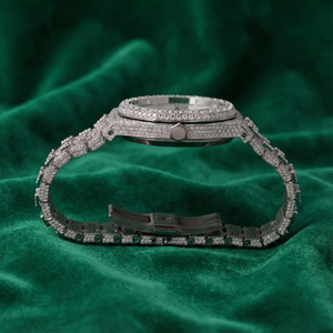 Montre analogique en diamant personnalisée Hip Hop entièrement en moissanite avec bracelet en cuir automatique résistant à l'eau pour hommes - Product Image 3