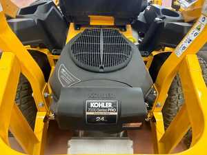 เครื่องตัดหญ้า Cub Cadet ZTX4 60 รุ่นปี 2024 แบบ Zero Turn เครื่องยนต์ 4 จังหวะ 100 DIY เครื่องตัดหญ้าไร้สายสำหรับอุตสาหกรรม - Product Image 2