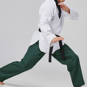 Uniforme de Taekwondo para hombre al por mayor logotipo personalizado tela transpirable traje de artes marciales para entrenamiento y lucha de Karate - Product Image 2