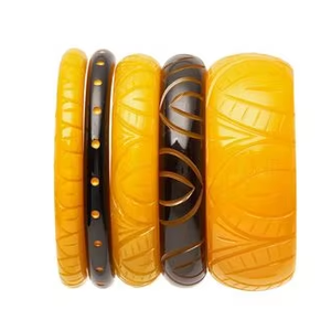 Classic <b>Gold</b> Plated Resin Retailer's Titanium Bangles Fashion <b>Bracelets</b> <b>Pearls</b> Diamonds for Religious Party Anniversary Gifts - Product Image 2