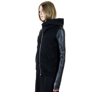 Vente en gros de sweat à capuche zippé en coton épais de haute qualité manches en cuir vêtements d'hiver respirants avec logo à capuche solide sur le devant - Product Image 1