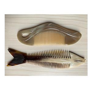Peigne en corne fabriqué à la main de fabricant indien personnalisé corne de buffle de haute qualité faite de vrais cheveux coiffants écologiques d'Inde - Product Image 1