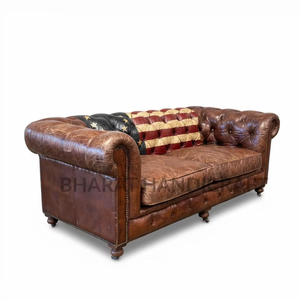 Sofá Chesterfield de Dos Plazas Premium, Asientos Profundos y Cómodos, Diseño Atemporal, Ideal para Sala de Estar o Oficina - Product Image 5
