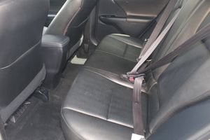 Usado 200H Lexus CT Hybrid Premium FWD listo para enviar con entrega puerta a puerta Modelo de posavasos con volante a la derecha - Product Image 5