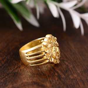High quality Nugget <b>Ring</b> Chunky Brass Jewelry <b>Men</b> 18k Gold Plated Textured Geometric Design Statement <b>For</b> Wholesale/OEM/ODM - Product Image 4