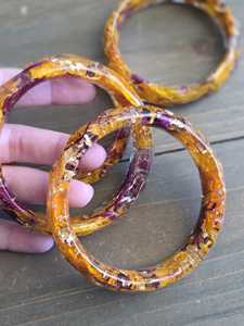 Bracelet jonc en résine fait main de qualité supérieure, écologique, couleur personnalisée, léger et brillant, pour femme, style traditionnel - Product Image 2