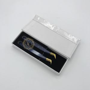 Pince à épiler d'extension de cils à pointe dorée lisse personnalisée nouveau lancement pince à épiler professionnelle en acier inoxydable avec revêtement en poudre - Product Image 2