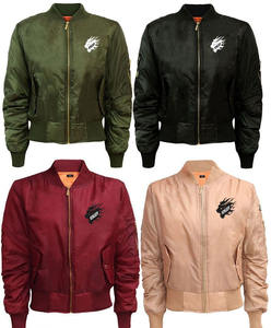 แจ็กเก็ตบอมเบอร์ไนลอนผู้ชายแบบย้อนกลับได้เสื้อแจ็กเก็ตรักษาความปลอดภัยแถบด้านข้างสไตล์สตรีทสูงย้อมสีเรียบบริการ OEM - Product Image 1