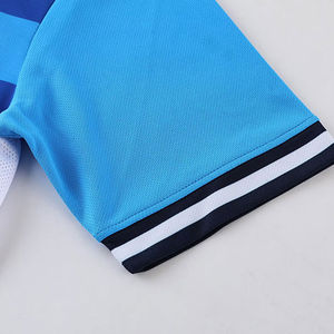 Ensembles de maillots de football pour hommes personnalisés de haute qualité, design haut de gamme, couleurs unies personnalisées, uniformes de football - Product Image 5