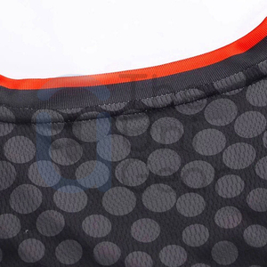 Services OEM Ensembles de vêtements de basketball pour adultes Haute qualité 100% polyester Évacuation de l'humidité Séchage rapide Respirant Uniforme de sport - Product Image 4