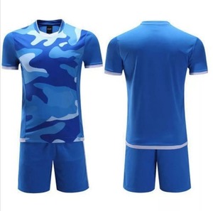 Sublimación Digital Equipo Ropa Deportiva Entrenamiento Chándal Jersey Camisetas Fútbol Uniforme Personalizado Hombres Ropa de Fútbol - Product Image 4