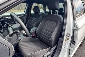 VOLKSWAGEN JETTA SPORT 2023 USADO, Volante a la Izquierda/Derecha - Product Image 4