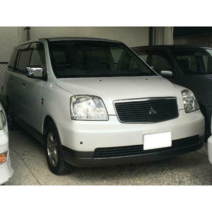Le Japon a utilisé le MPV spacieux de Mit-subishi Dion avec le moteur économe en carburant et l'intérieur confortable - Product Image 4