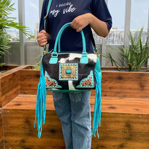 Bolsa de equipaje de lona con flecos grandes y pequeños de lujo para mujer, superventas, conjunto combinado de fin de semana de cuero de vaca genuino personalizado - Product Image 5