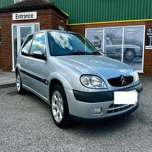 CITROEN SAXO D'OCCASION CÔTÉ GAUCHE/CÔTÉ DROIT - Product Image 1