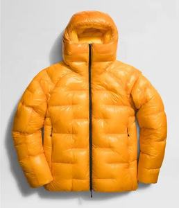 Veste d'hiver unisexe d'extérieur personnalisée pour hommes Doudoune matelassée avec rembourrage à bulles Col à capuche Fourrure de mouton Technique lavée - Product Image 4