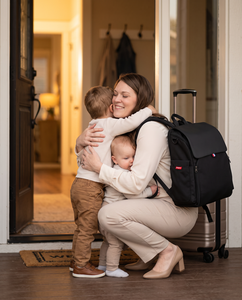 Sac à dos pour maman en voyage d'affaires |   Siège rehausseur XL pour table à langer mobile |   Fermeture éclair à glissière |   Résistant à l'eau Grande capacité - Product Image 4