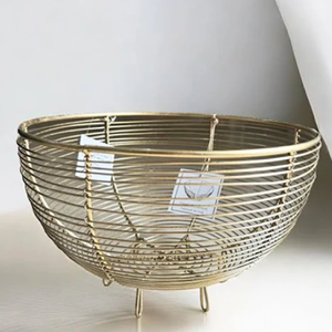 Cesta de huevos de metal de oro amarillo elegante y decorativa con acabado lujoso para cocina disponible a precios al por mayor - Product Image 5