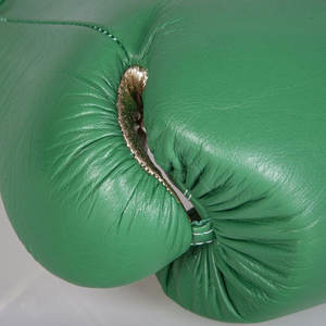 Nouveauté Gants de boxe de combat Gants de boxe en matériau durable Équipement d'entraînement Gants de boxe - Product Image 3