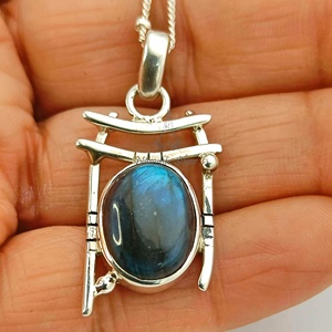 Collier en labradorite, argent sterling 925, pendentif en pierre précieuse ovale naturelle fait main, cadeau de bijoux - Product Image 1