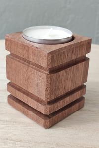 Vente en gros de bougeoir carré en bois de qualité design fait à la main pour décoration de table de fête de Noël décoration de la maison - Product Image 2