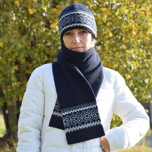 Gorro Jacquard con letras Premium, gorro de punto de invierno personalizado, gorro suave y cálido con bordado personalizado para ropa de moda - Product Image 2