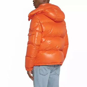 Vente en gros Veste bouffante à la mode Manteaux de créateurs pour hommes Veste bouffante en duvet brillant à bulles personnalisée pour hommes - Product Image 3