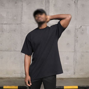 เสื้อยืดแขนสั้นคอกลมผู้ชาย BlanqWear ผ้าถักเนื้อนุ่ม 100% คอตตอน 280 กรัม น้ำหนักเบา ต้านเชื้อแบคทีเรีย แห้งเร็ว - Product Image 2