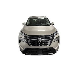 Used 2025 Compact Luxury SUV Intelligent All-Terrain <b>Drive</b> Model with Premium Interior - Product Image 4