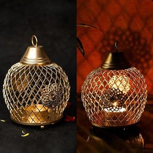 Portavelas estilo linterna de alambre de Metal de nuevo estilo con acabado de revestimiento de polvo dorado diseño de jaula de forma redonda para decoración del hogar - Product Image 2